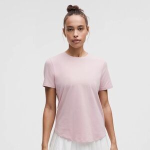 lululemon athletica curved hem Pink Short Sleeve Tee